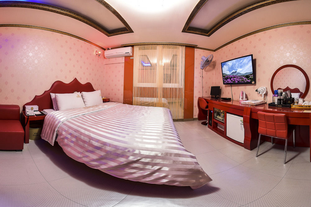 Gwangju Queen Hotel Gwangju Metropolitan City Bagian luar foto