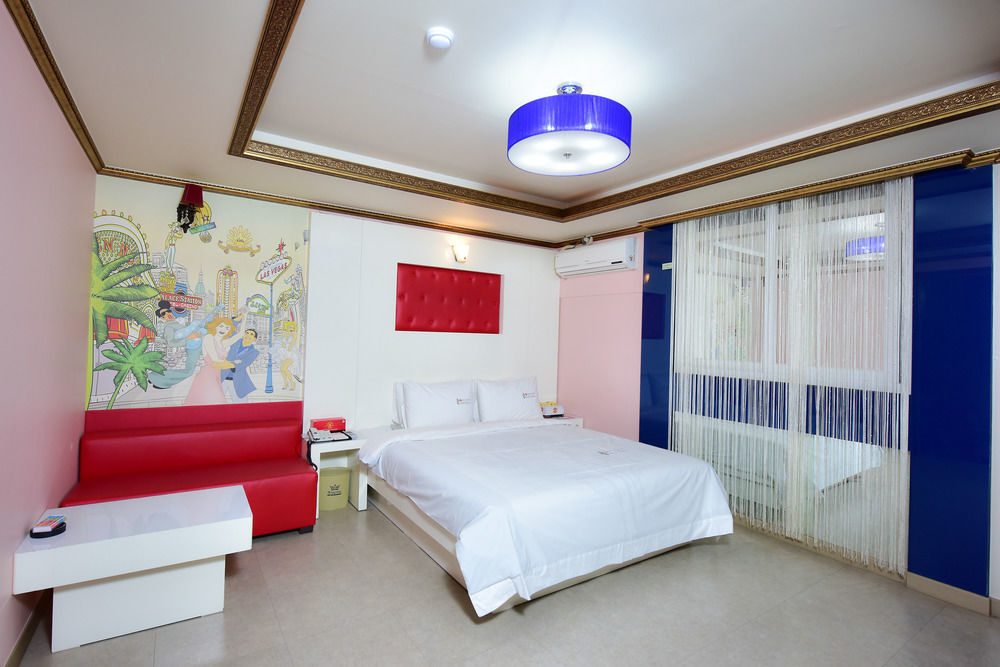 Gwangju Queen Hotel Gwangju Metropolitan City Bagian luar foto