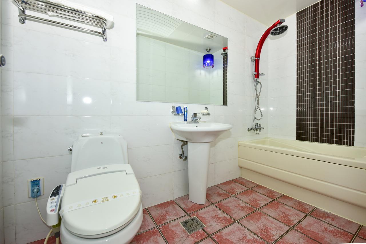 Gwangju Queen Hotel Gwangju Metropolitan City Bagian luar foto
